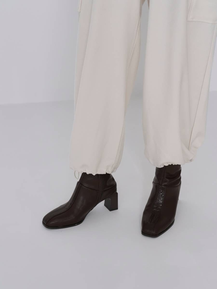 ストレッチショートブーツ
